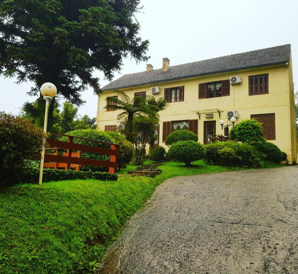 Pousada San Clemente Centro Hotel Gramado Bagian luar foto
